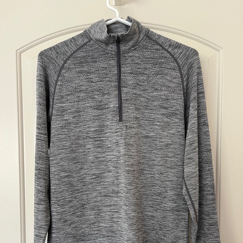 Lululemon Metal Vent Tech 1/2 Zip - S